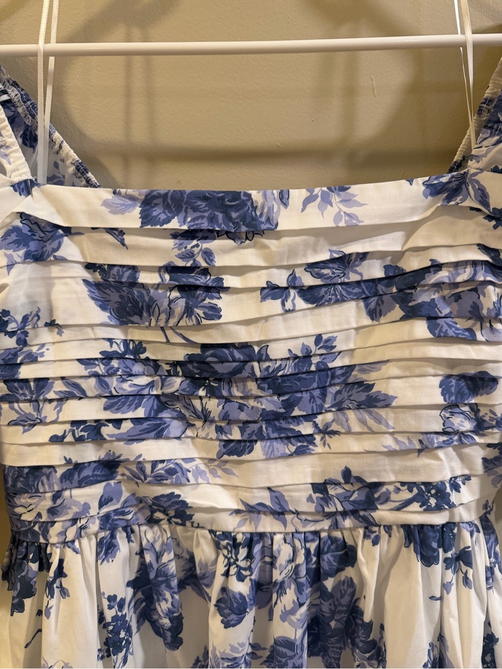 Abercrombie & Fitch White Dress with Blue Trim - Picture 2 of 11